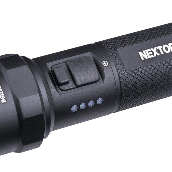 Latarka Nextorch P84 3000 lumenów-4