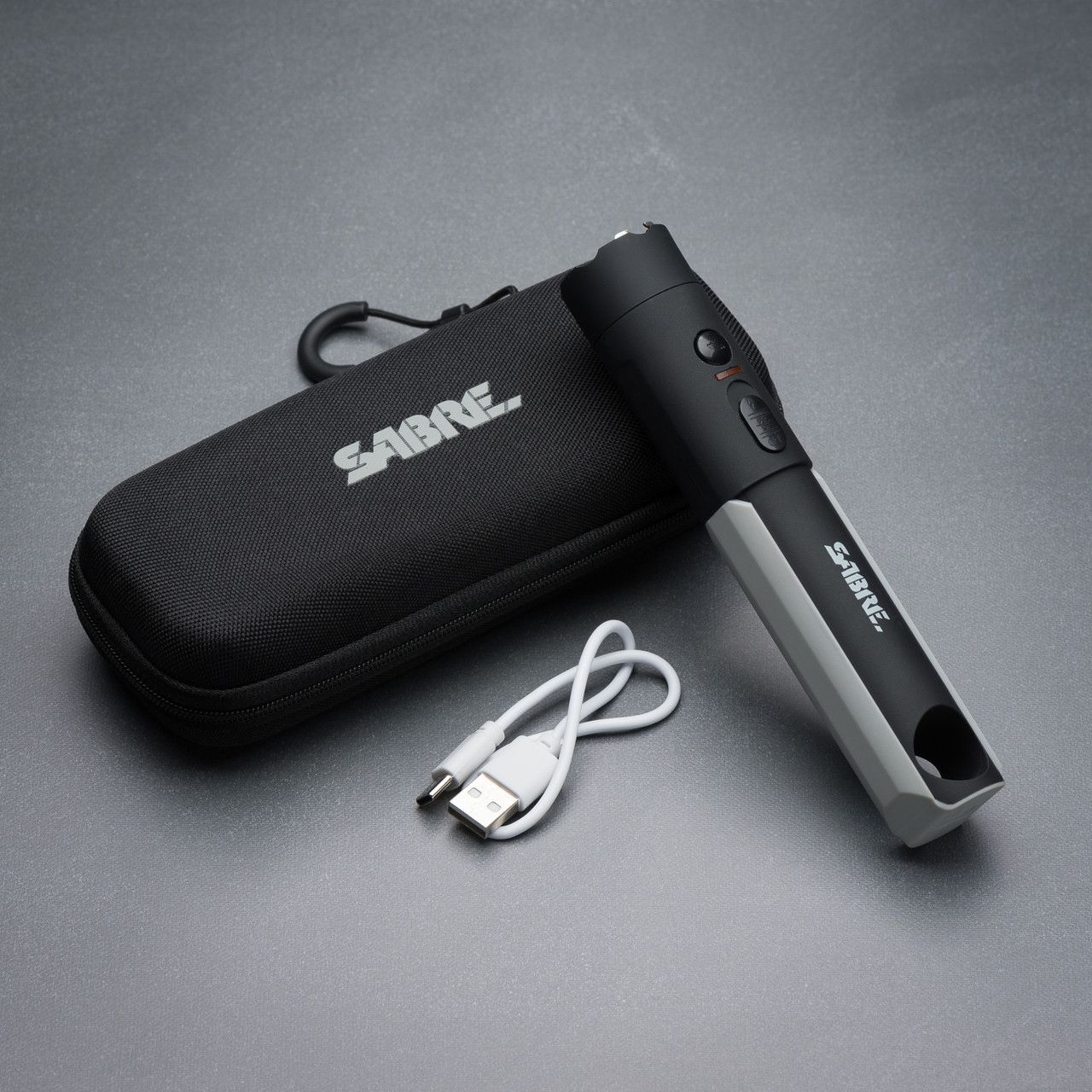 Paralizator Sabre 2w1 z latarką 200 lm 2