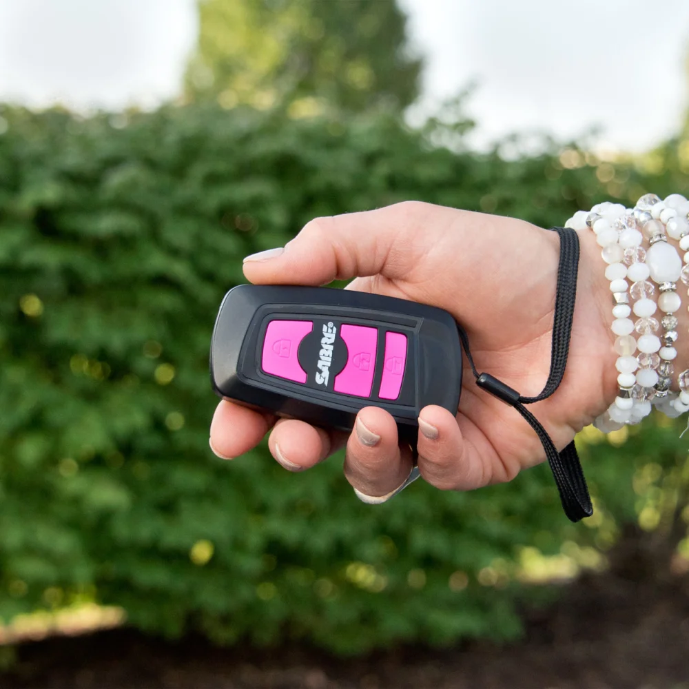 Paralizator 3w1 Sabre – różowy (alarm 115 dB, latarka 70 lm) 4 Paralizator 3w1 Sabre – różowy (alarm 115 dB, latarka 70 lm)