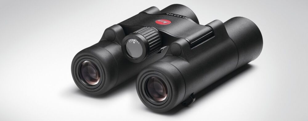 Lornetka Leica Ultravid 10x25 BR 40253 2 big Leica Ultravid BR x CMYK jpg